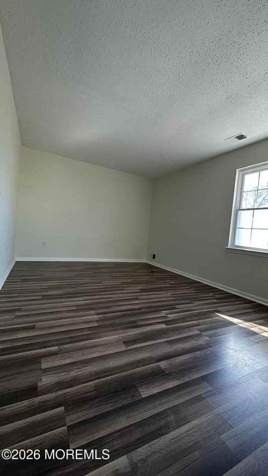 98 Beachway Ave #6 - Photo 7 of 13