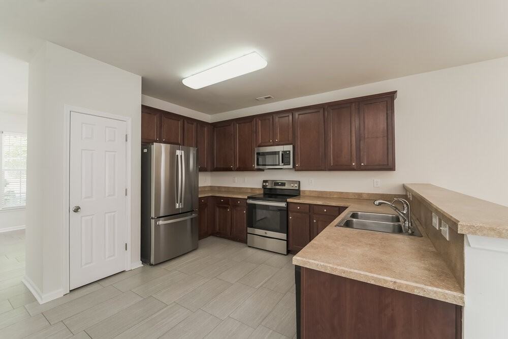 13708 Rutherglen Ct - Photo 7 of 17
