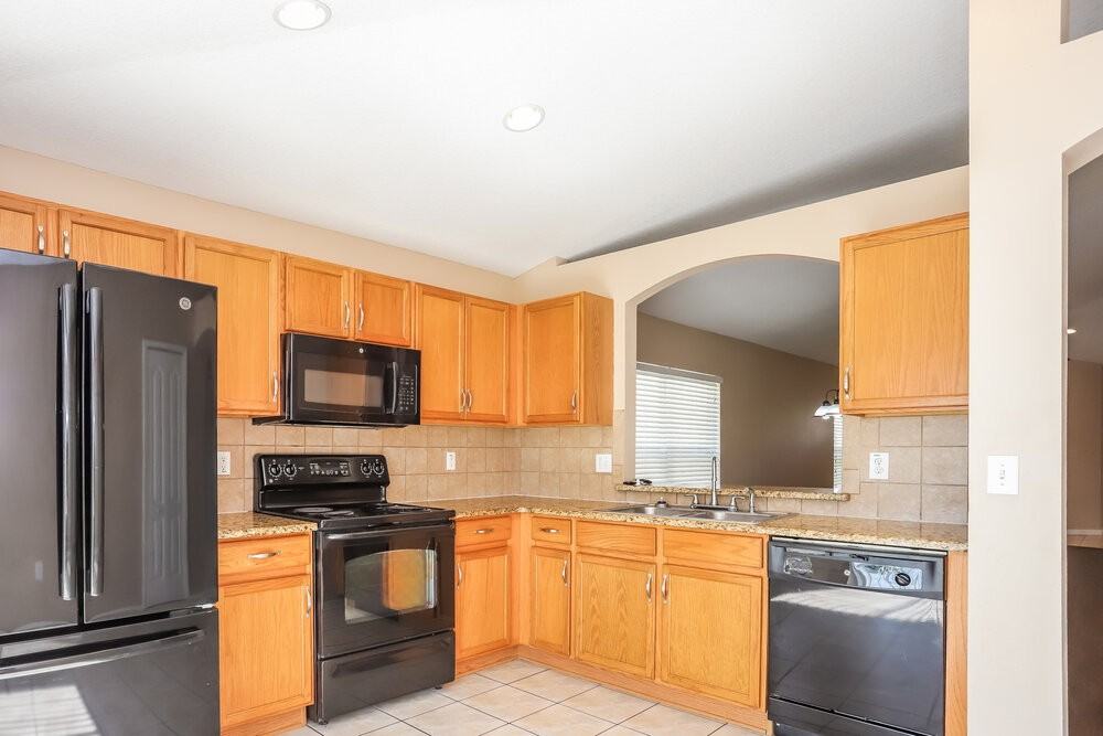 908 Seminole Sky Dr - Photo 6 of 16