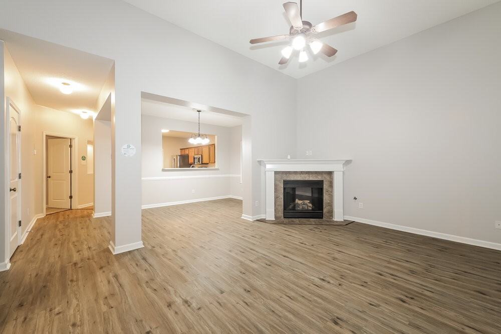 10248 Morning Hill Dr - Photo 4 of 17