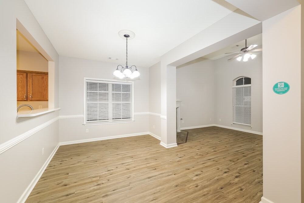 10248 Morning Hill Dr - Photo 6 of 17