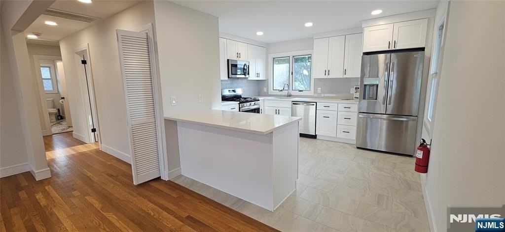 2 3rd St #2