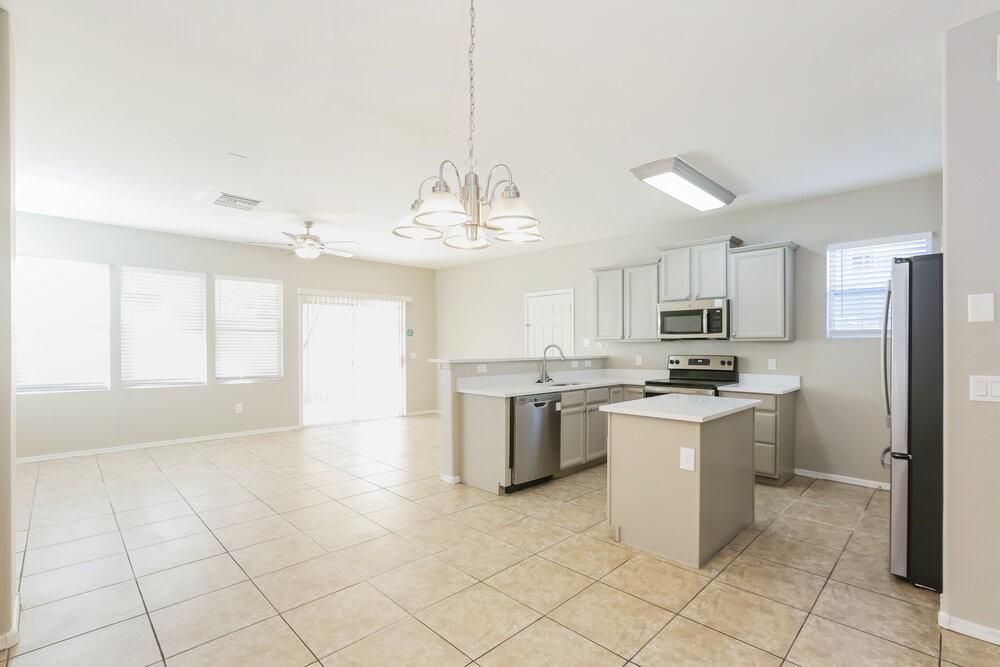 4141 W Maldonado Rd - Photo 5 of 17