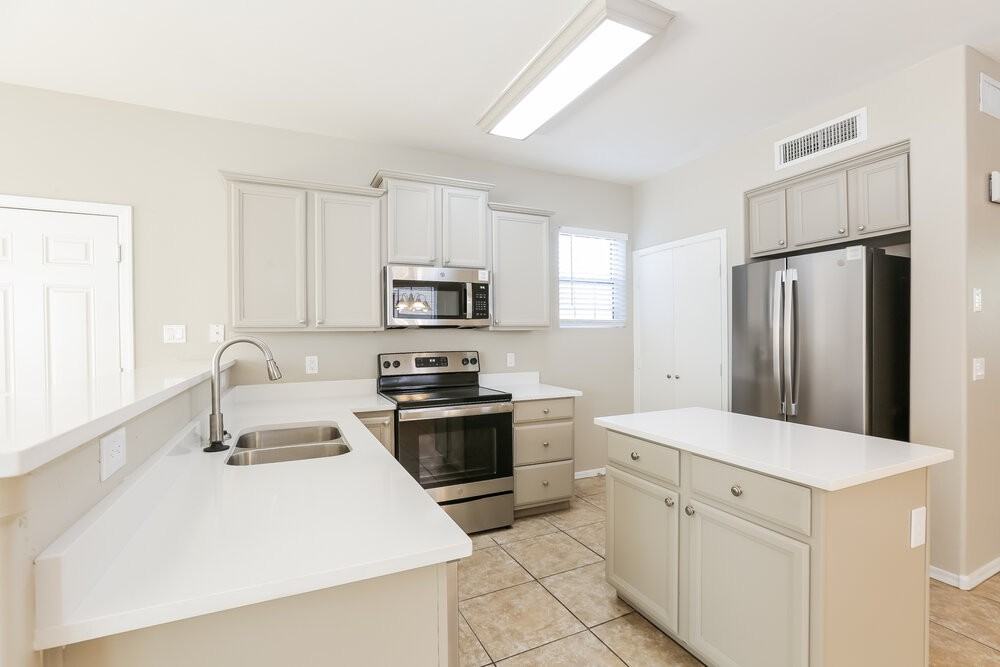 4141 W Maldonado Rd - Photo 6 of 17