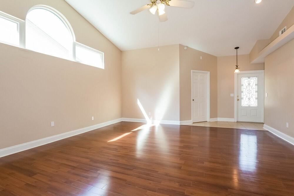 4008 Levonshire Pl - Photo 3 of 14