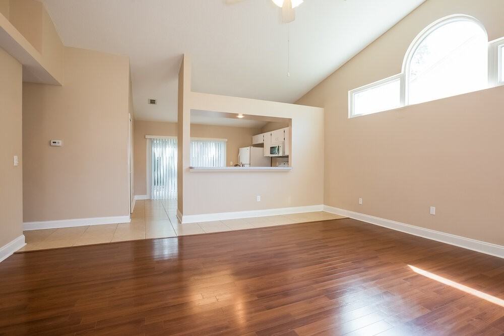 4008 Levonshire Pl - Photo 4 of 14