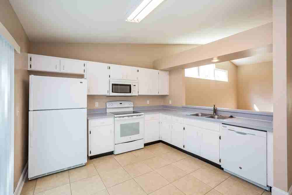 4008 Levonshire Pl - Photo 6 of 14