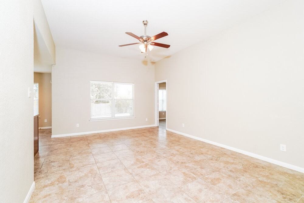 6114 Foster Mill Dr - Photo 4 of 16