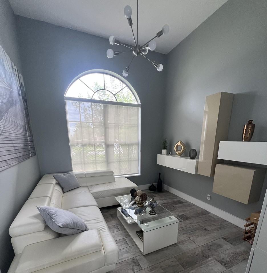 1714 Farmington Cir - Photo 5 of 22