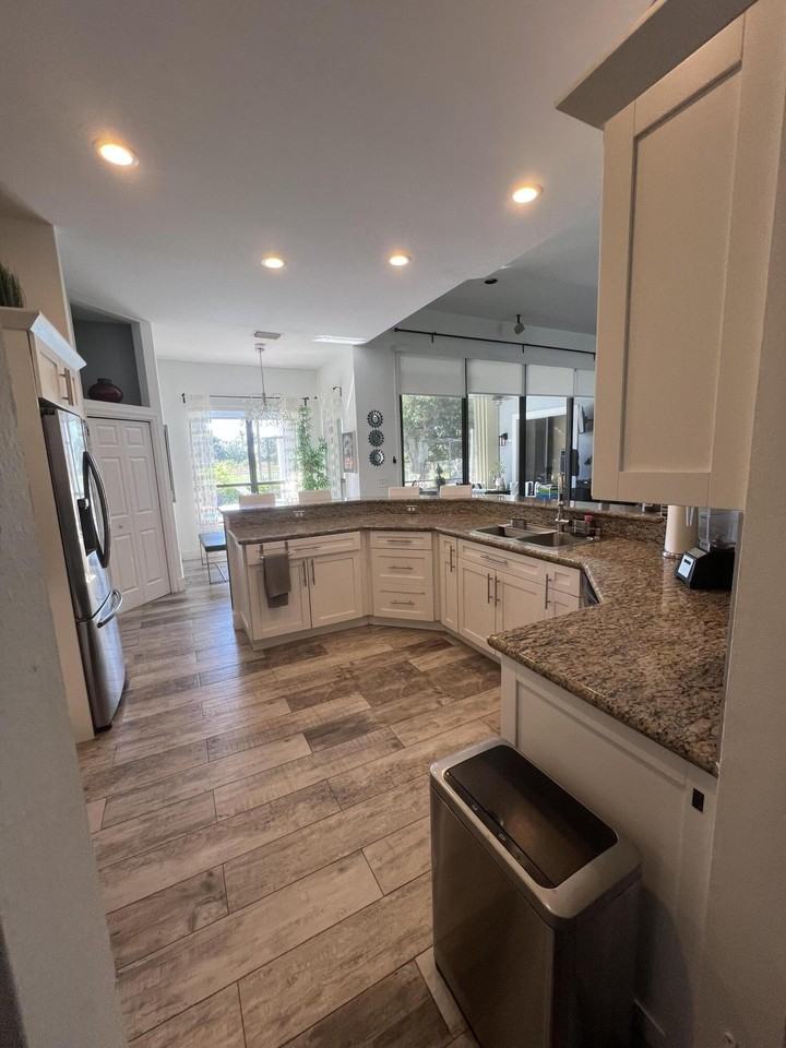 1714 Farmington Cir - Photo 7 of 22