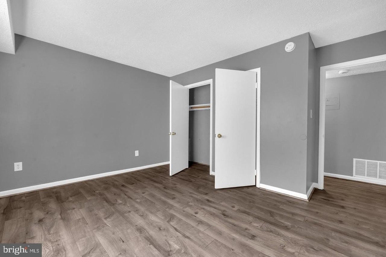 3011 Southern Ave #14 - Photo 7 of 21