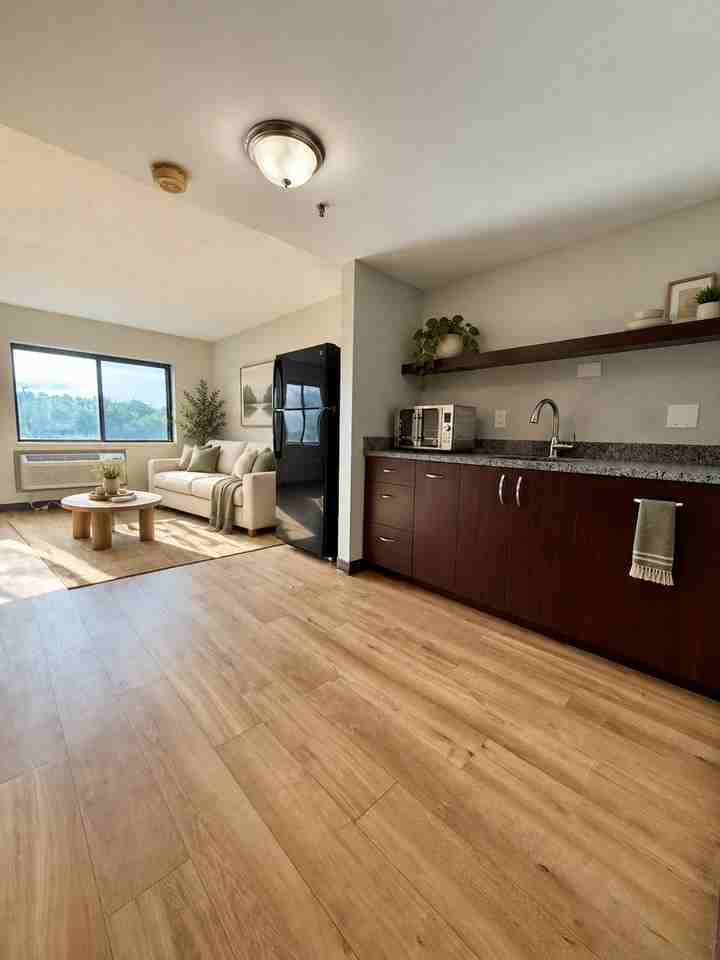 The Current Apartments | East Peoria - Photo 2 of 10