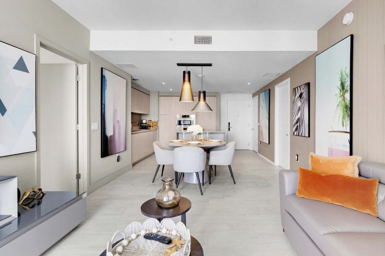 4010 South Ocean Drive - Photo 4 of 50