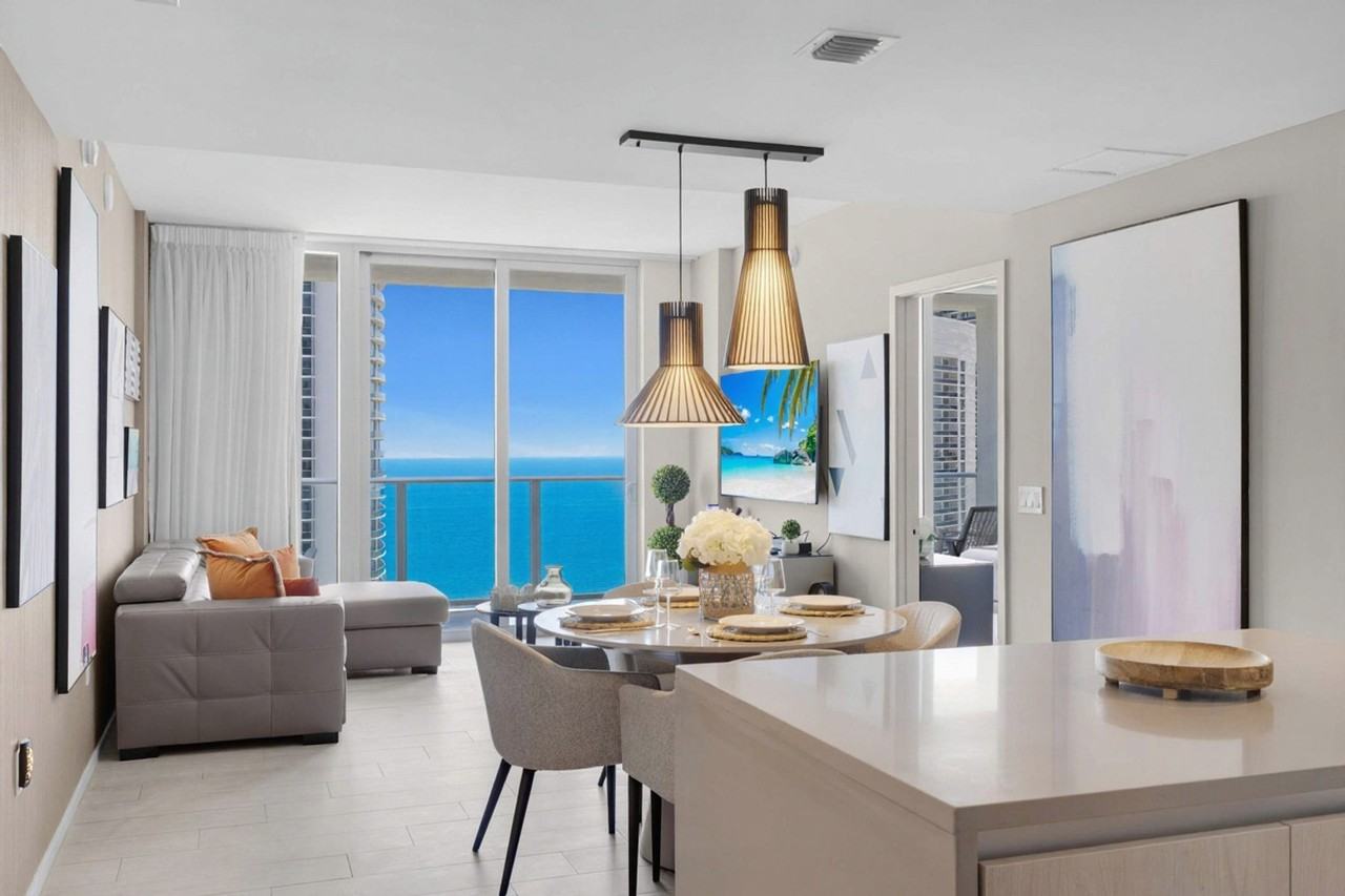 4010 South Ocean Drive - Photo 6 of 50