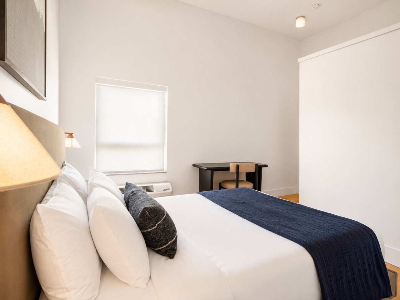 135 Adams Street - Photo 3 of 36