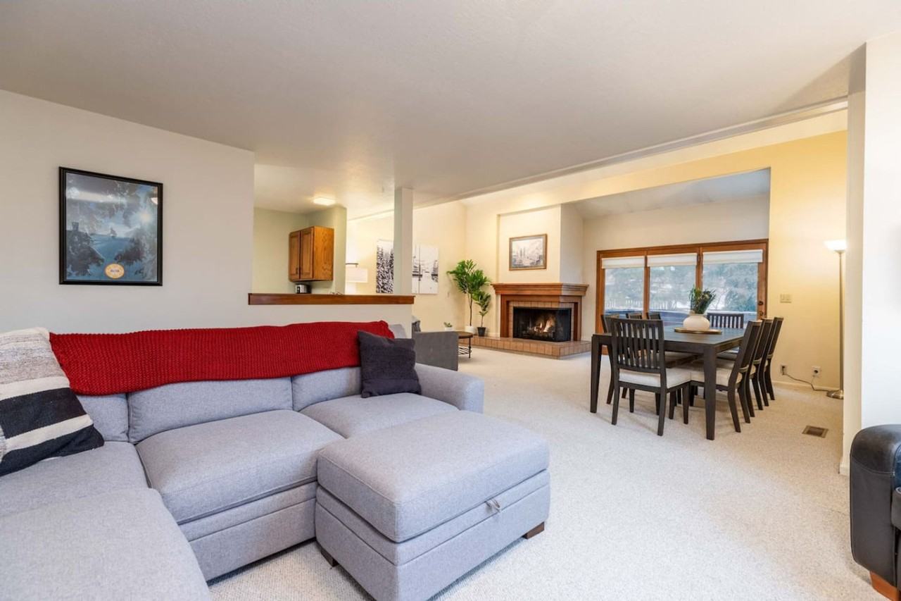 7430 South Wasatch Boulevard - Photo 6 of 49