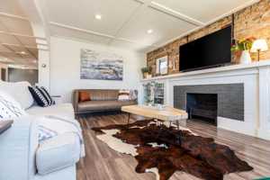 featured image of 1550 S Main St
