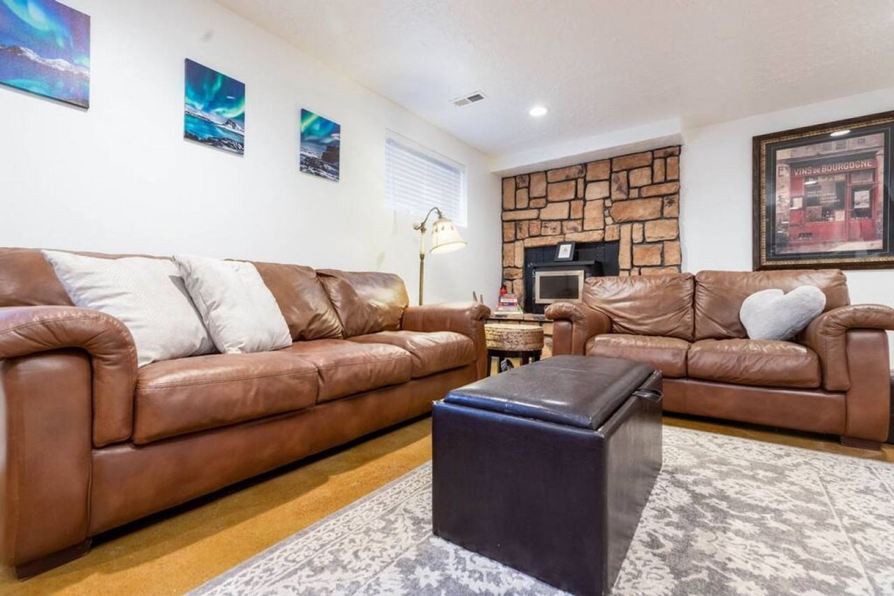 2750 E Glen Heather Ave #1597552P - Photo 3 of 19