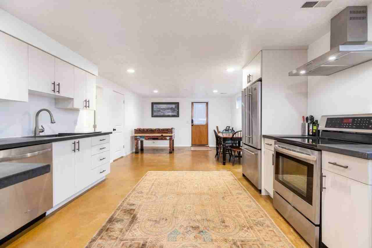 2750 E Glen Heather Ave #1597552P - Photo 7 of 19