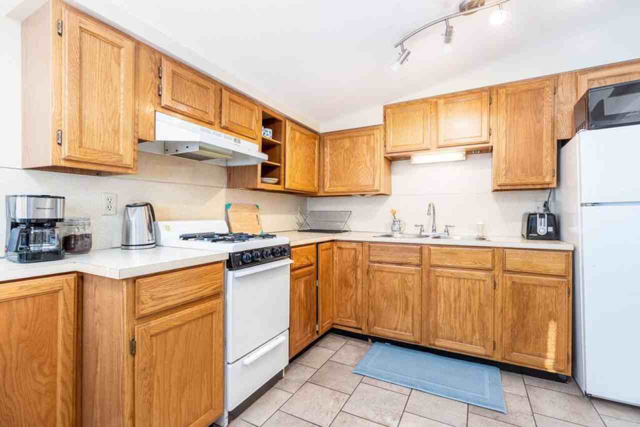 188 F St #1597548P - Photo 7 of 15