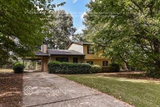 814 Marthas Dr - Photo 1 of 1