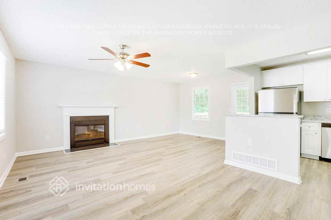 106 Brookside Ct - Photo 4 of 25