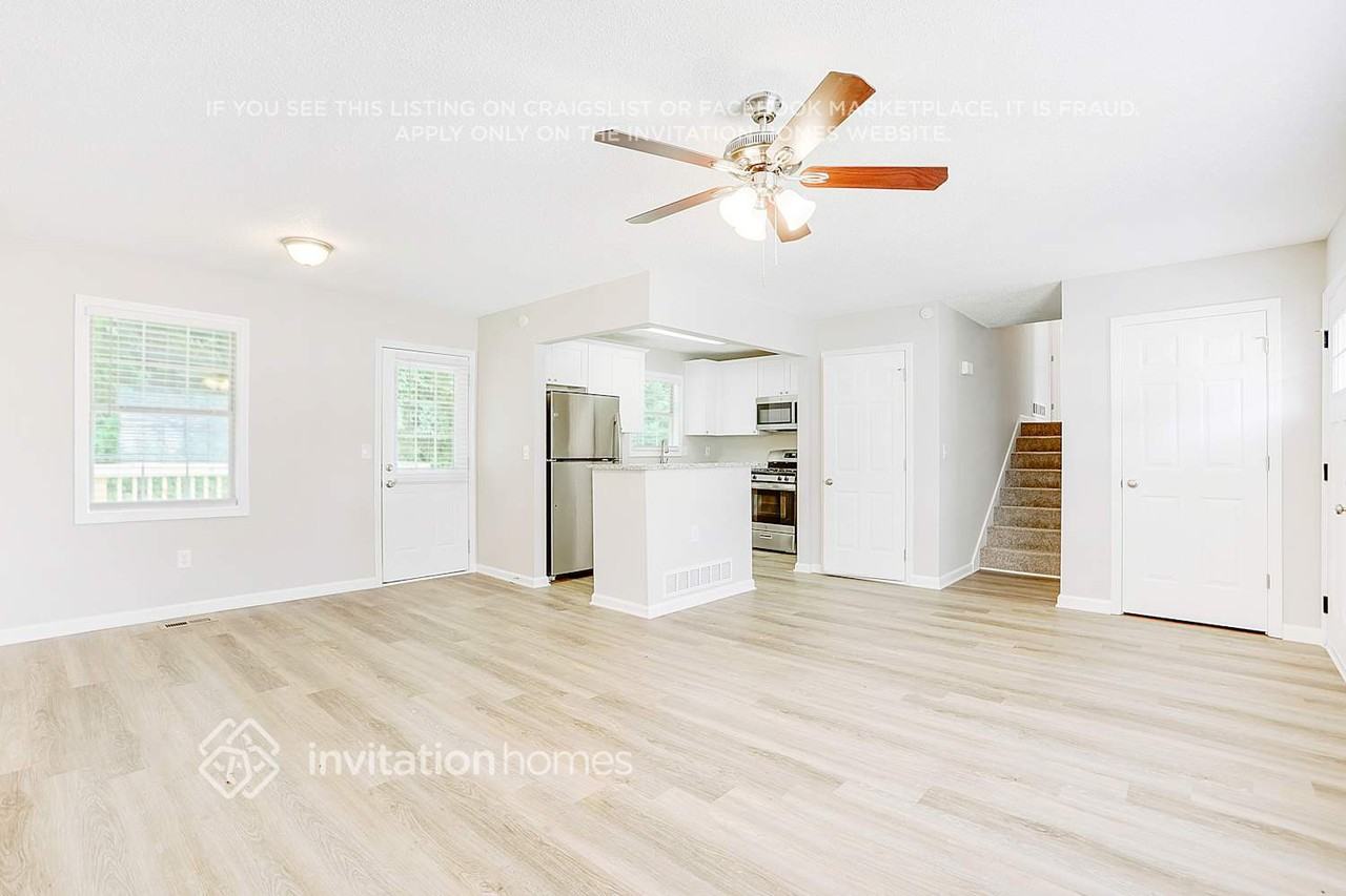 106 Brookside Ct - Photo 5 of 25