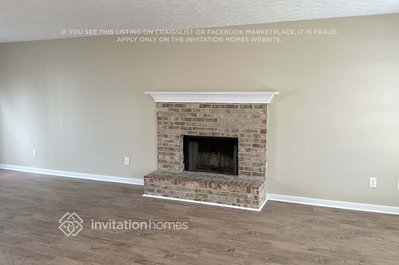 1297 Bramlett Forest Ct - Photo 3 of 10