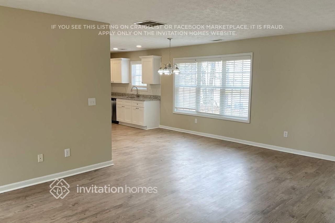 1297 Bramlett Forest Ct - Photo 4 of 10