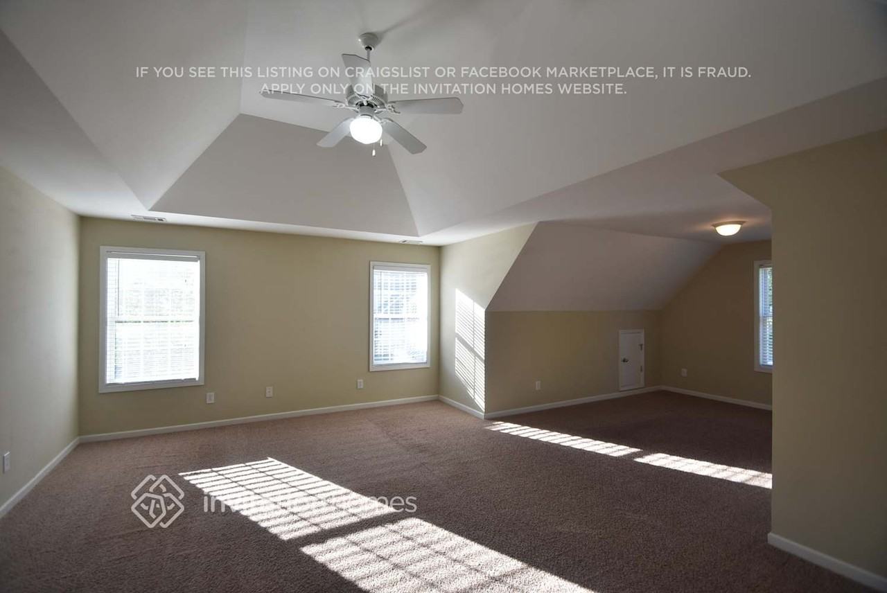 1100 Hargrove Ct - Photo 6 of 13
