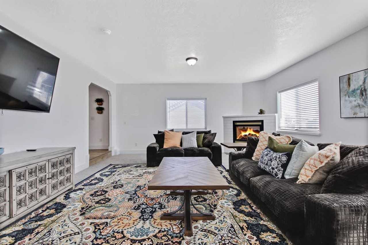 4611 S Merrivale Pl #1642439P - Photo 3 of 50