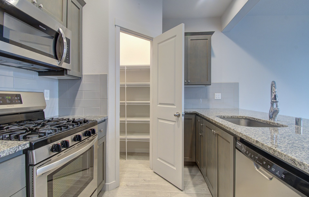 11622 Ne 111th Cir - Photo 3 of 12