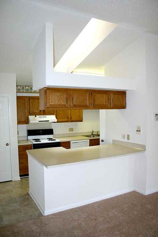 6264 Rosecroft Dr - Photo 4 of 11