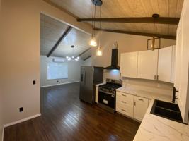 featured image of 221 Valley St #B