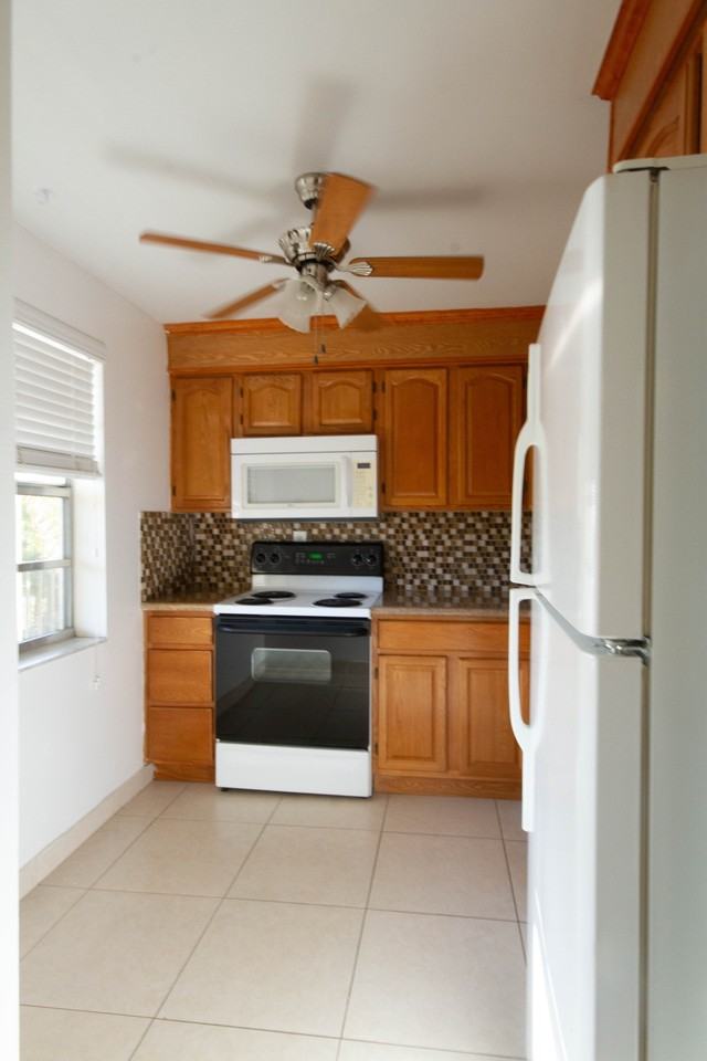 3000 Nw 48th Ter - Photo 2 of 10