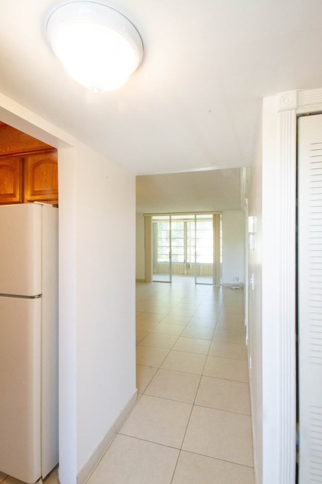3000 Nw 48th Ter - Photo 5 of 10