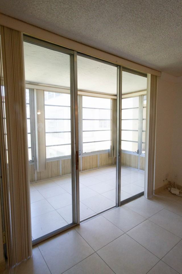 3000 Nw 48th Ter - Photo 7 of 10