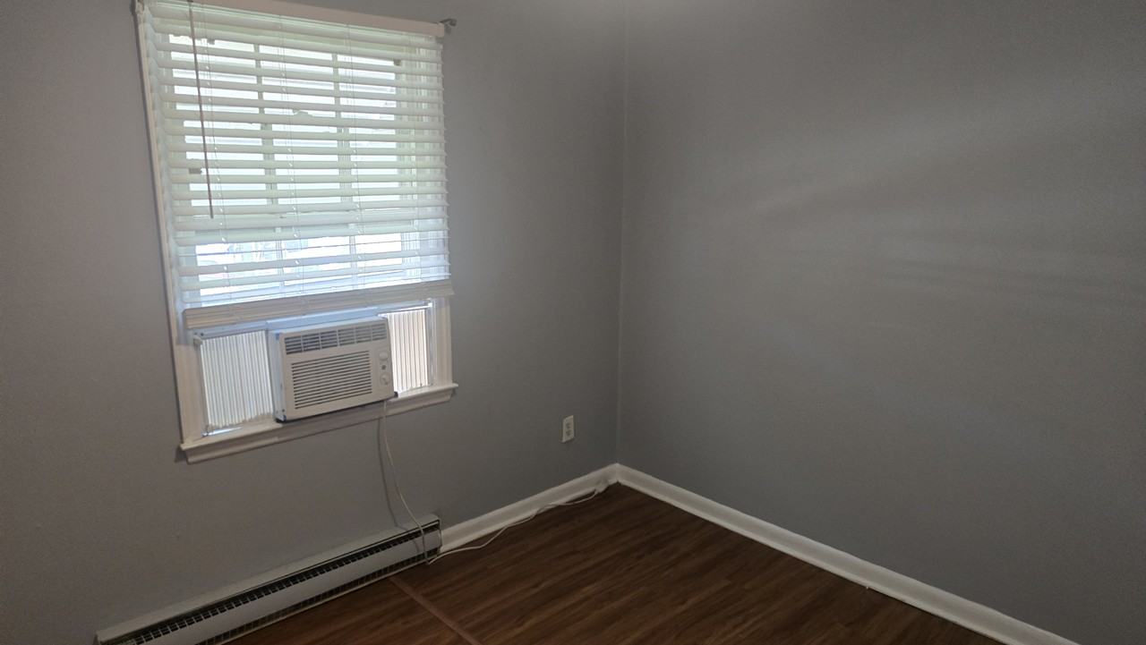 2320 Curtis St - Photo 4 of 17