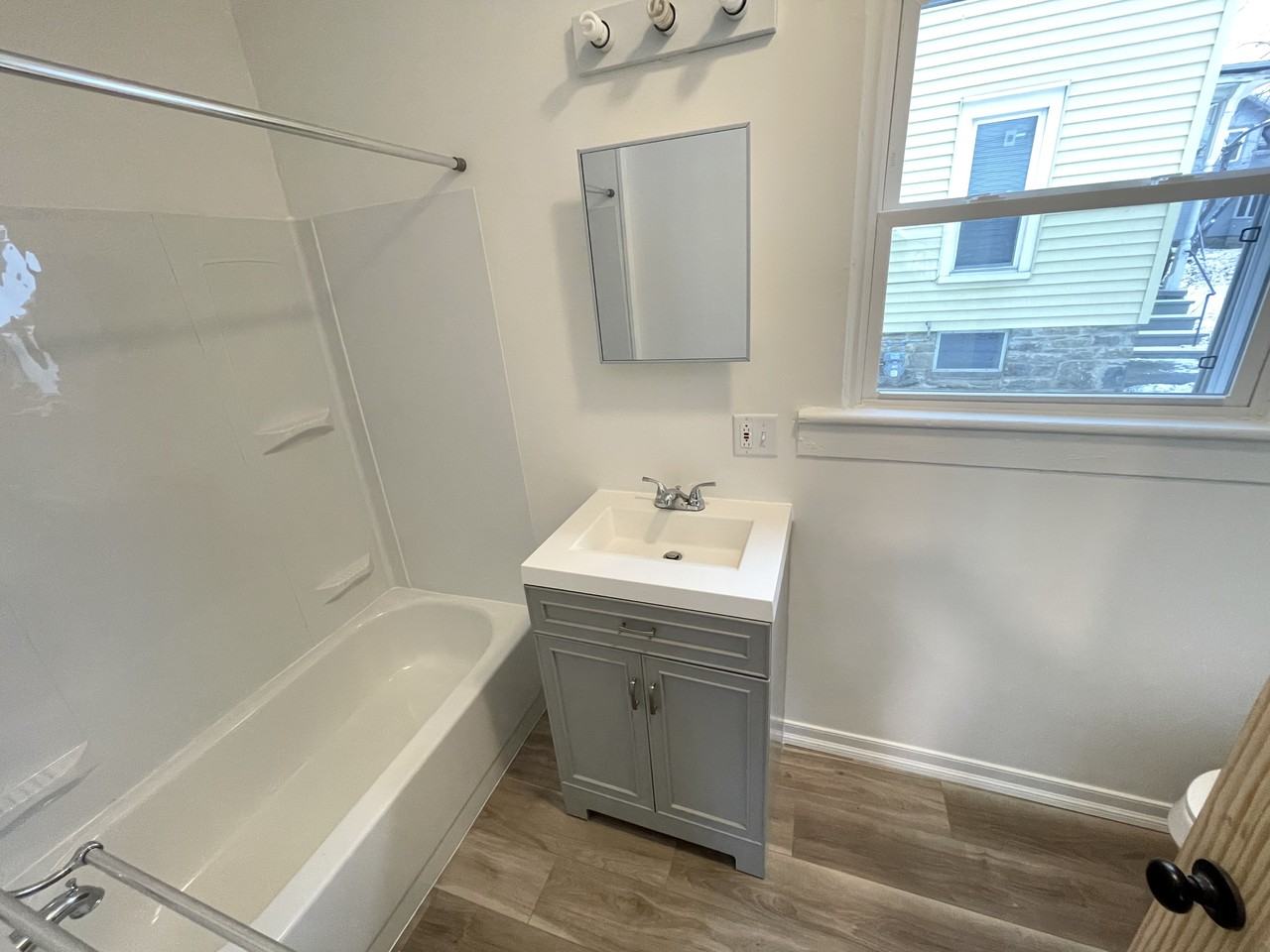 34 Pine St #1 - Photo 3 of 10