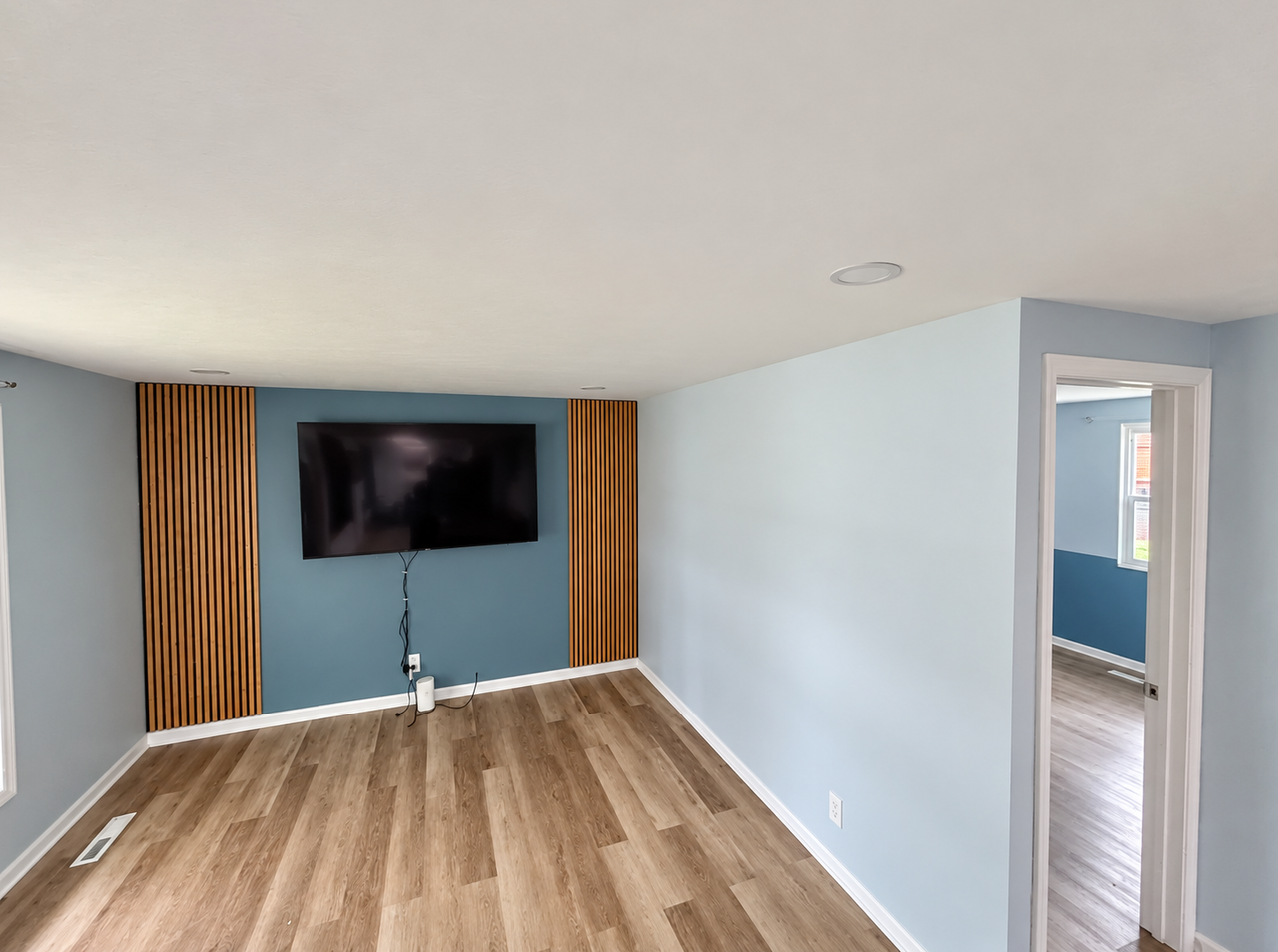 136 Mora Rd - Photo 3 of 9