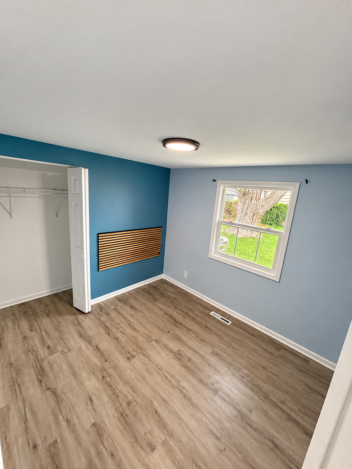 136 Mora Rd - Photo 4 of 9