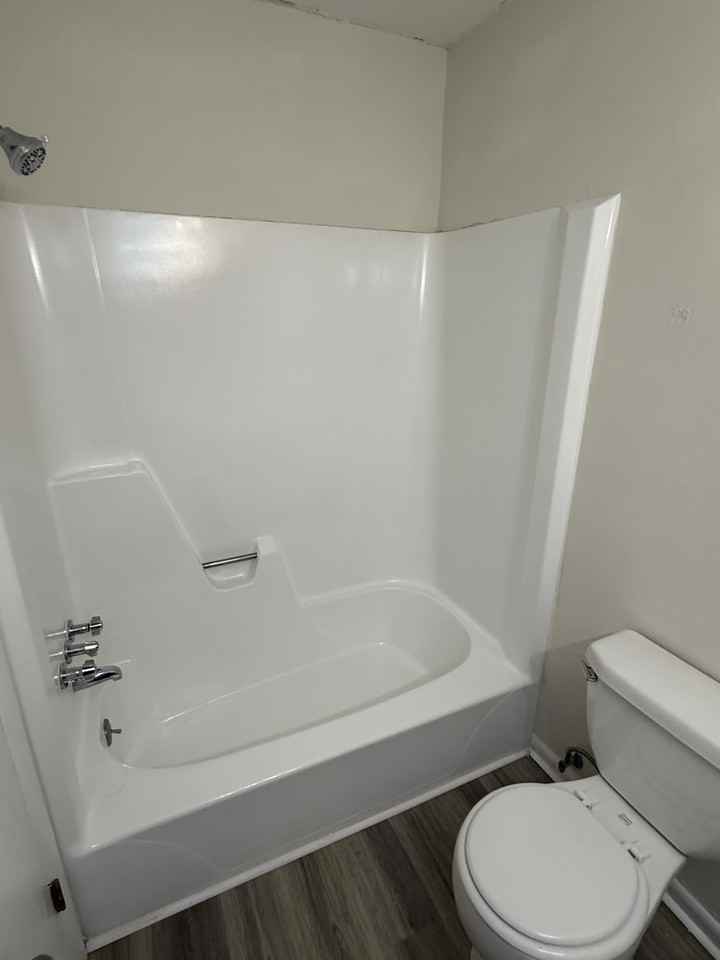 2533 Old Bainbridge Rd - Photo 6 of 16