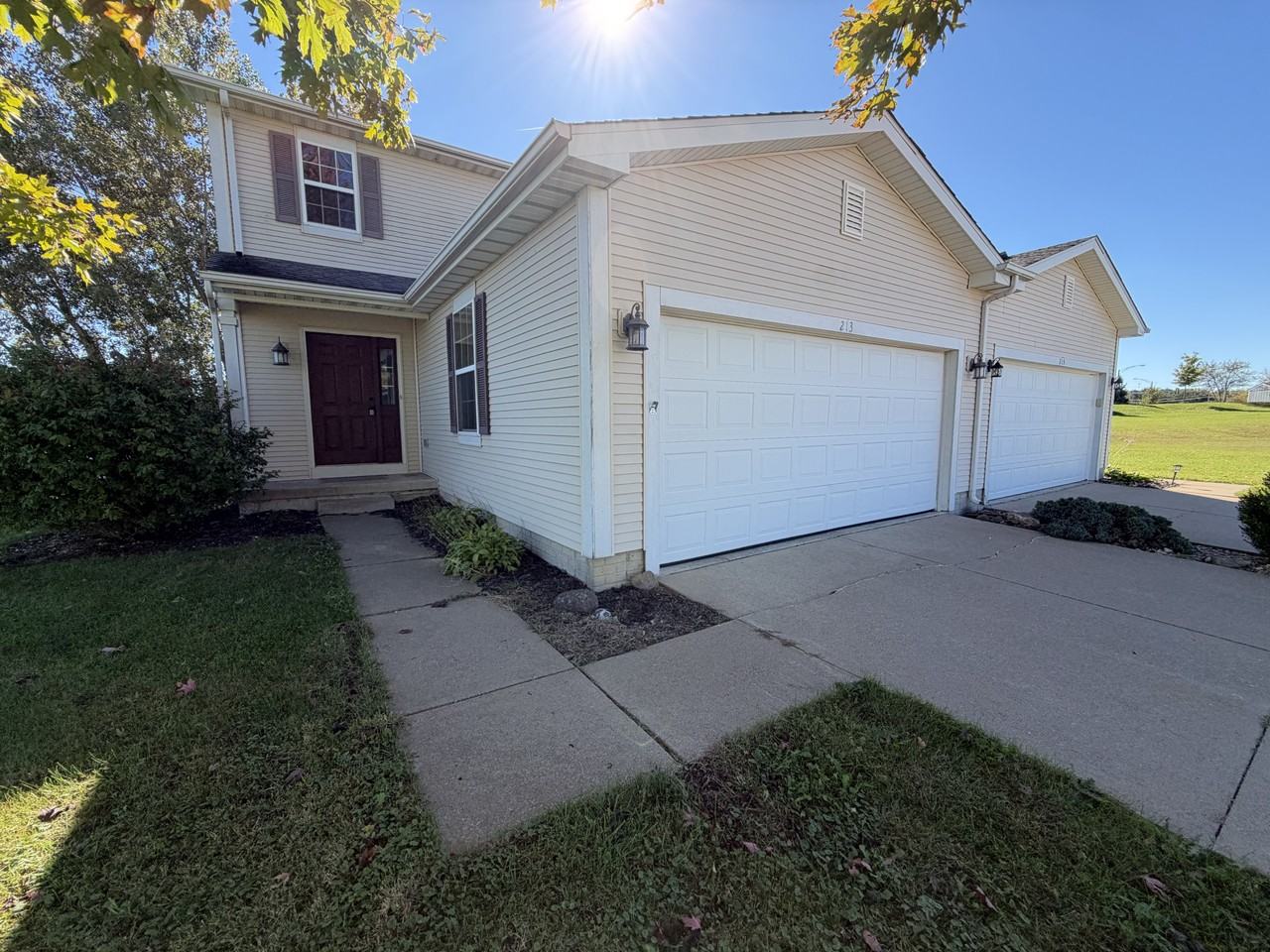 213 Misty Ln - Photo 3 of 27