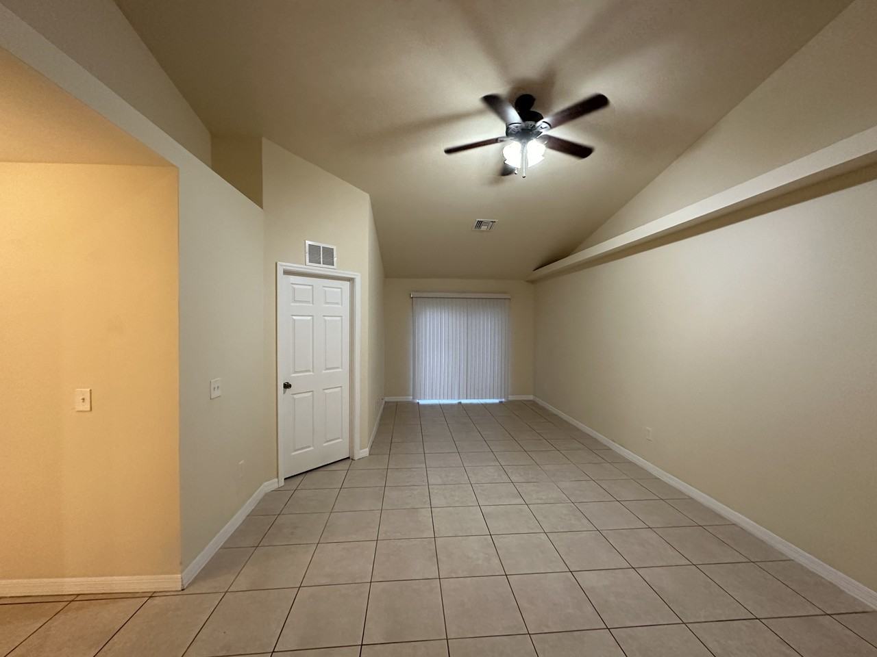 3414 Sw 7th Pl - Photo 3 of 12