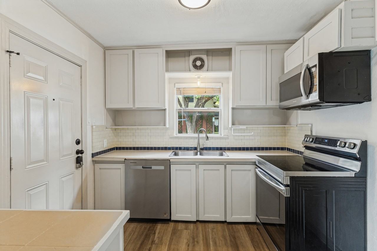 3625 El Campo Ave - Photo 4 of 13