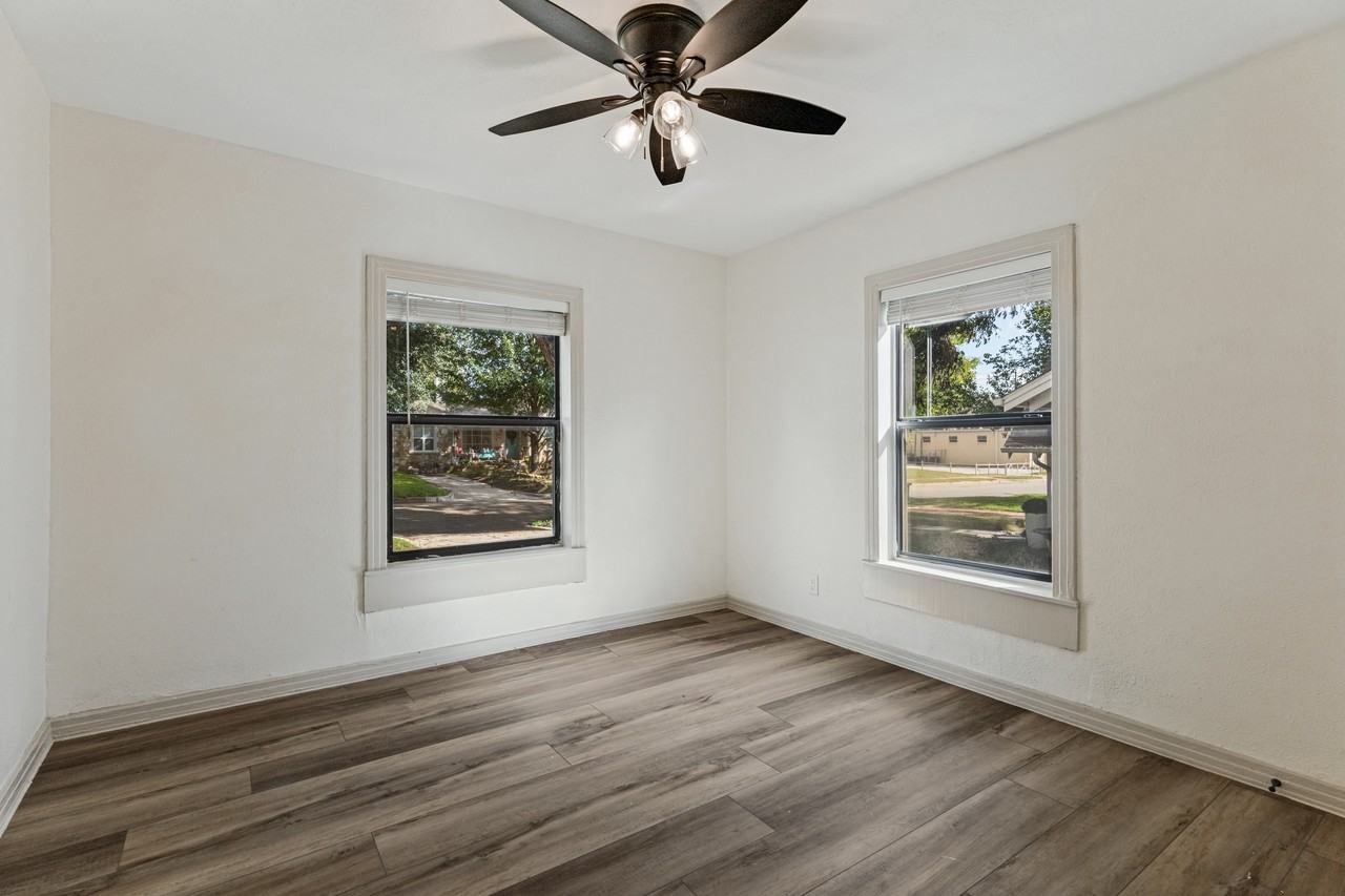 3625 El Campo Ave - Photo 6 of 13