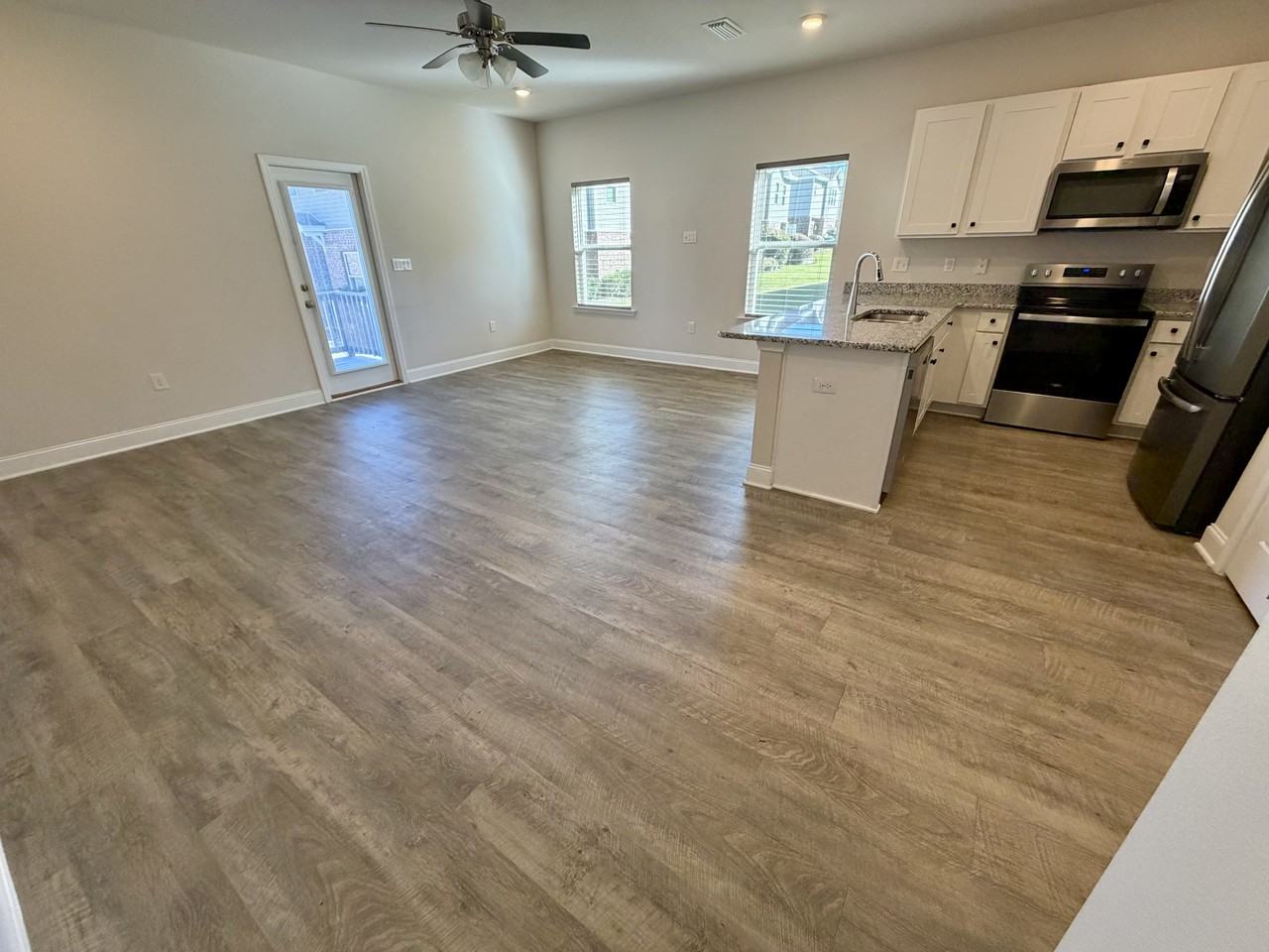 6634 Spaniel Dr - Photo 2 of 2