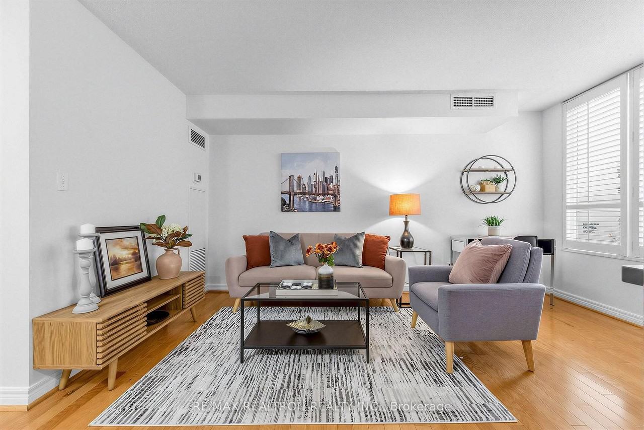 43 Eglinton Avenue East #510 - Photo 5 of 13