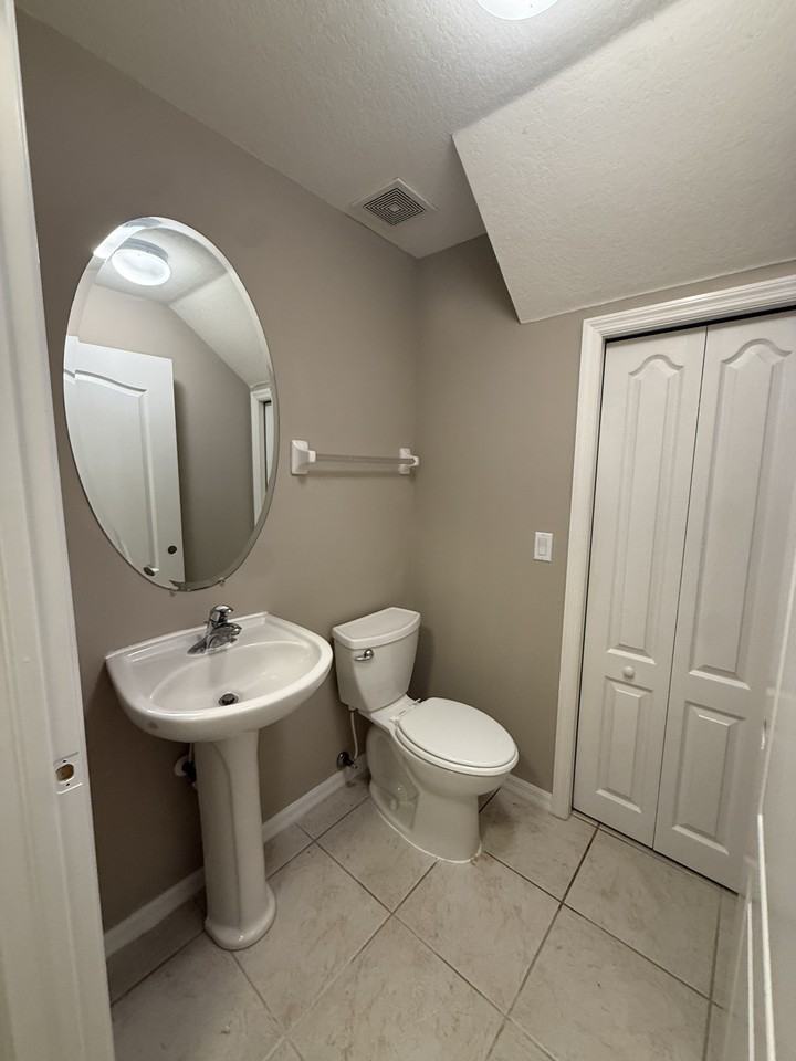 12020 Rain Brook Ave #1 - Photo 4 of 14