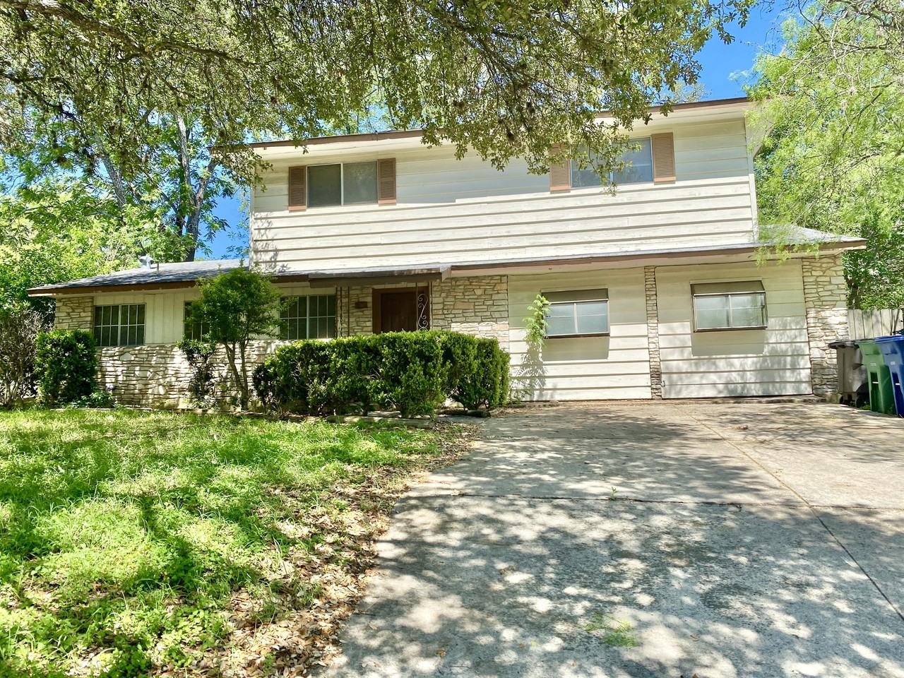 6611 Presley Dr - Photo 2 of 16